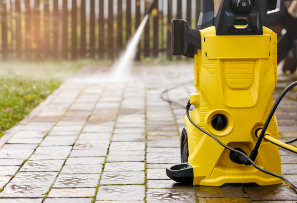 Playground Equipment Cleaning in Wellsville, MO